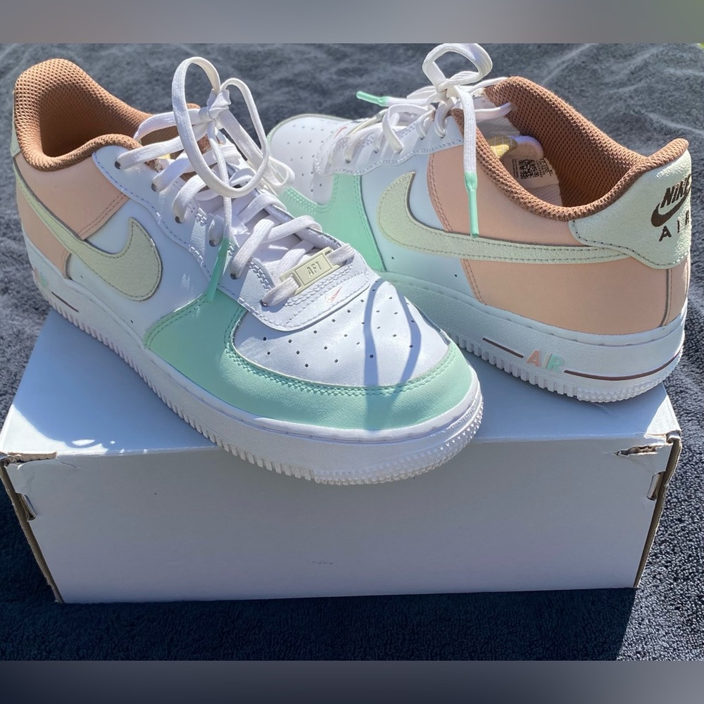 Nike Air Force 1 LV8 “Ice Cream” | Size 7 | Lightly Worn